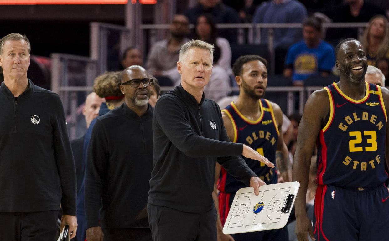 色的角色球, 布朗邀请勇 色的角色球, 布朗邀请勇